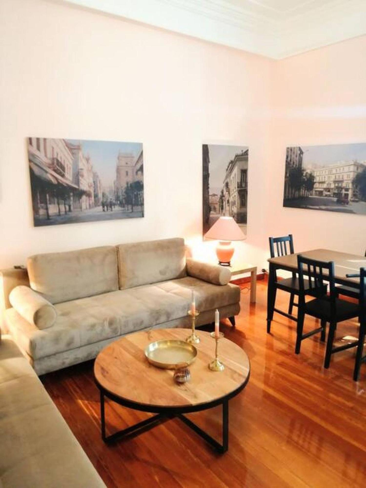Elegant Apartment In Syntagma Square Atina Dış mekan fotoğraf