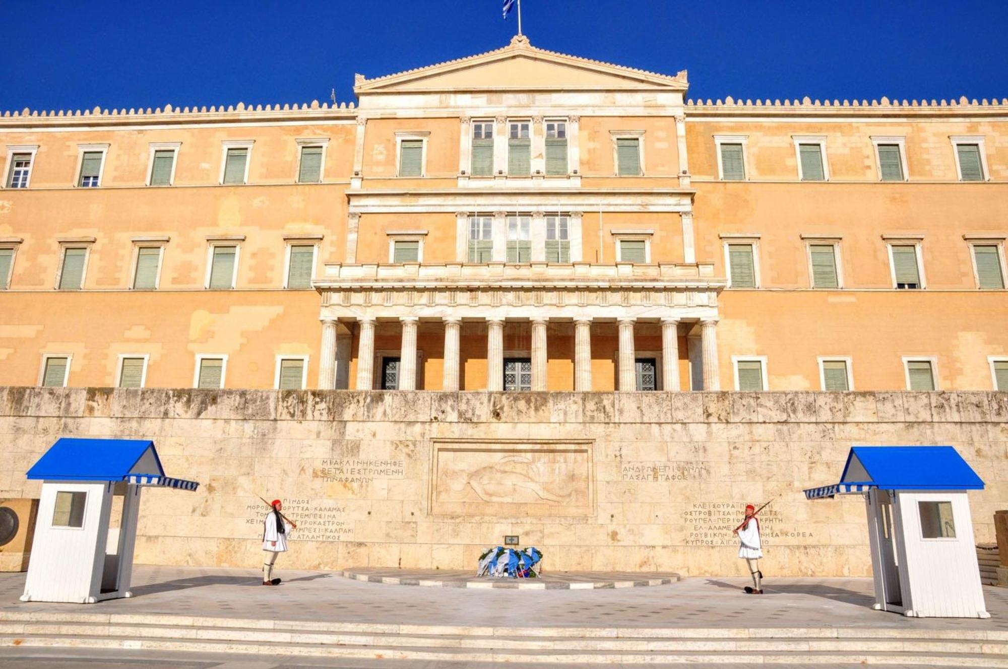 Elegant Apartment In Syntagma Square Atina Dış mekan fotoğraf